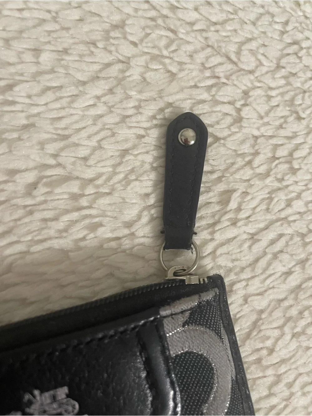 Coach Op-Art Logo Mini Skinny Zip Wallet Black/Gray